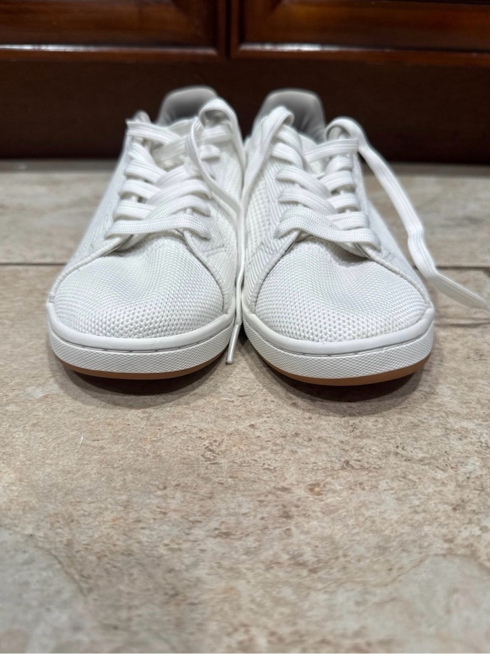 Suavs The Original Sneaker Women’s Size 7 - Picture 5 of 9
